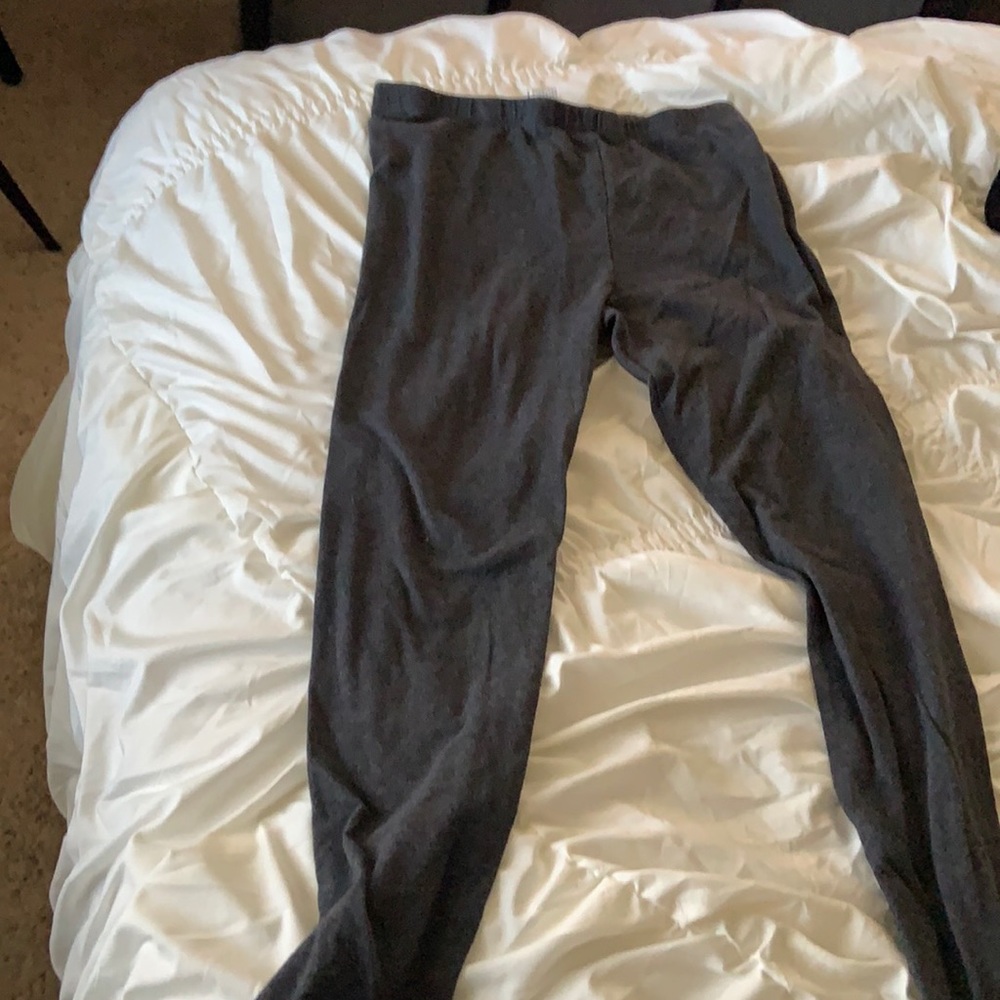 Gray leggings
